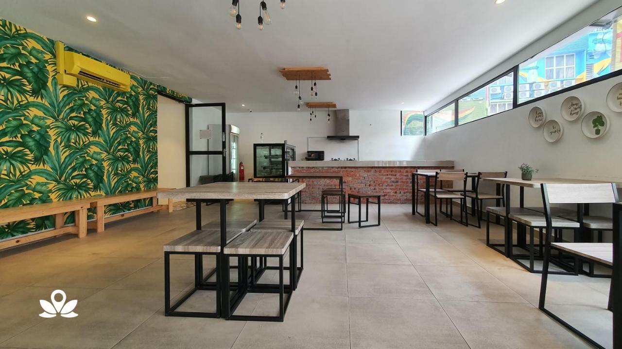 Summer House Bed & Cafe Kuala Lumpur Exterior foto
